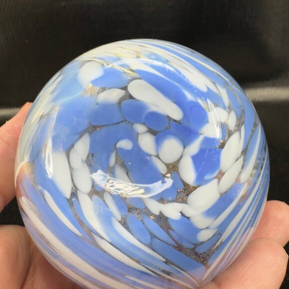 Vintage Pulled Feather Art Glass Oil Lamp Container Orb Blue White Dot Container - Picture 7 of 11